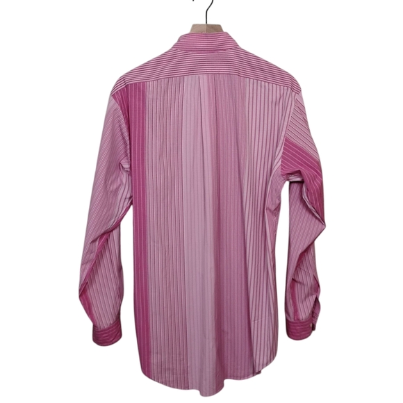 Ralph Lauren Pink and White Plaid Casual Button Down Shirt with Logo, 15 1/2 M - Picture 4 of 9